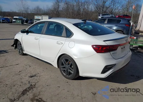 2021 Kia Forte Gt-Line z USA, uszkodzony, nr VIN 3KPF34AD8ME298823